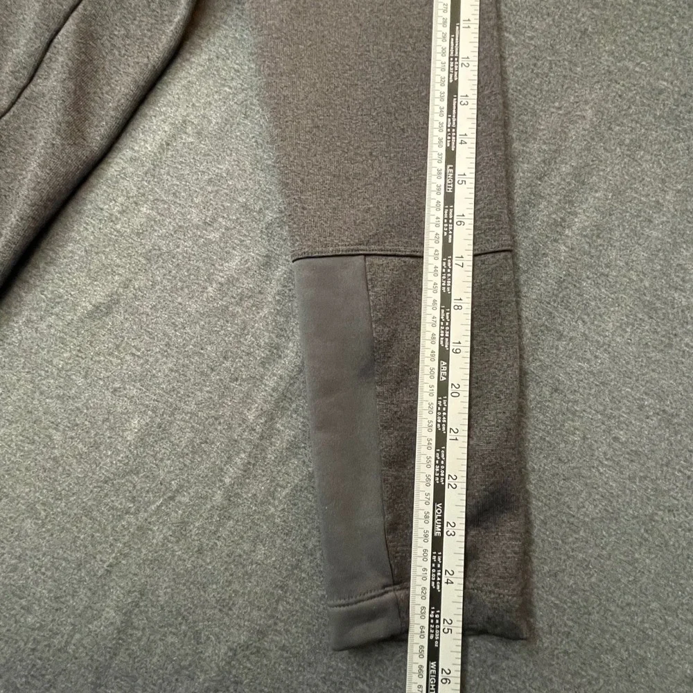 The North Face Men's M/M‎ Charcoal Grey Fleece 1/4 Zip Pullover Sweater